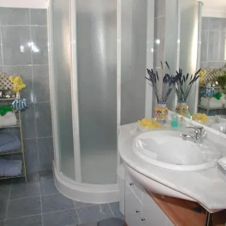 Penthouse Crisnel Apartament *